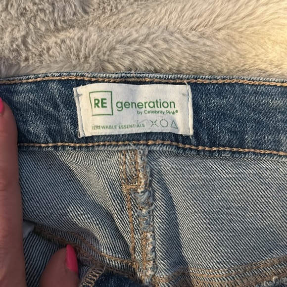 RE GENERATION - Women’s jeans- size 11/30 - Picture 3 of 5